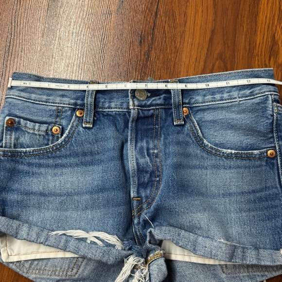 Levi’s 501® Cutoff Denim Shorts – W24 👖✨ - Picture 3 of 7